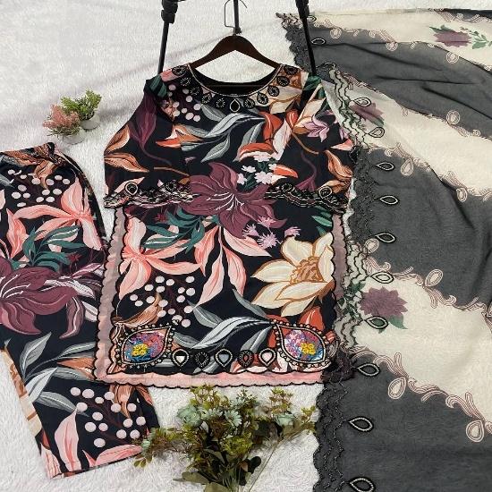 The Noor Mahal Botanical Printed Set M