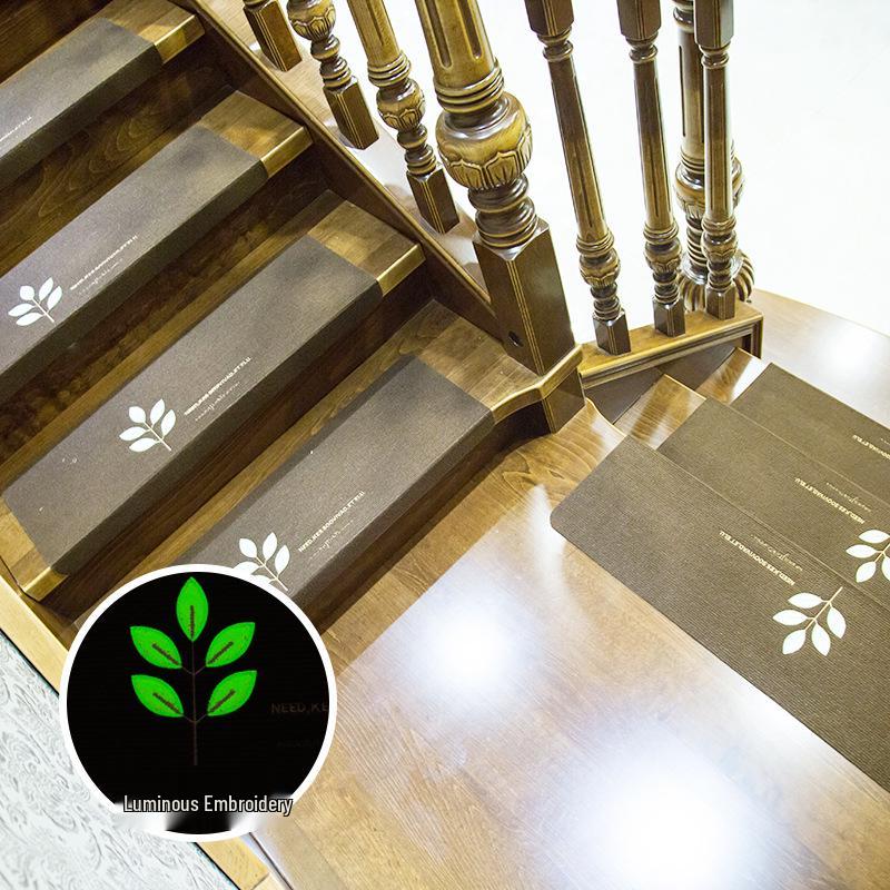 Luminous Anti-Slip Self-Adhesive Stair Tread Carpets for Solid Wood Floors