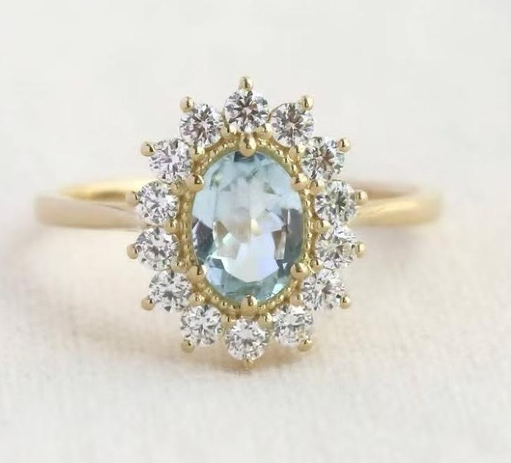 Three Jie Classic Zircon Gold Ring: Simple, Creative, Stylish Women's Jewelry