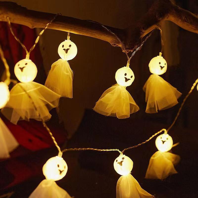 Halloween LED String Lights: Pumpkin, Spider, Skull, Ghost & Bat Decor for Party & Bar