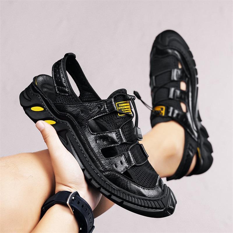 Fashion Summer Men's New Casual Shoes Hollow and Breathable Outdoor Beach Sandals Versatile Non-slip Slip-on Men's Casual Sports Shoes