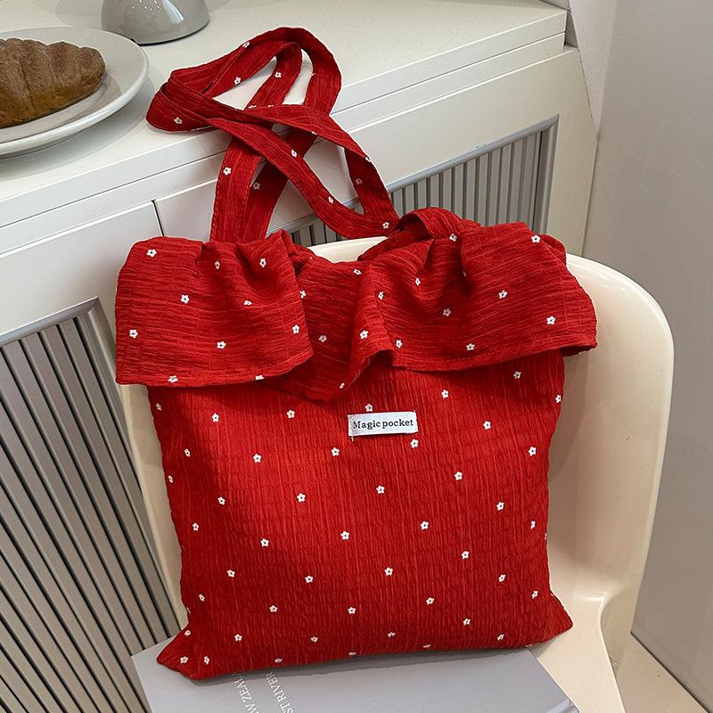 

2025 spring and summer new mesh shoulder bag fairy wind lotus leaf edge handbag female large-capacity vacation chiffon bag красный