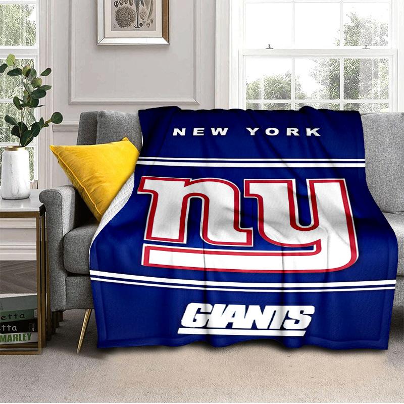 New York Giants Helmet Blanket Outdoor Flannel Blanket for Camping, Hiking, Garden Parties, Picnic Essentials,gift for family and friends
