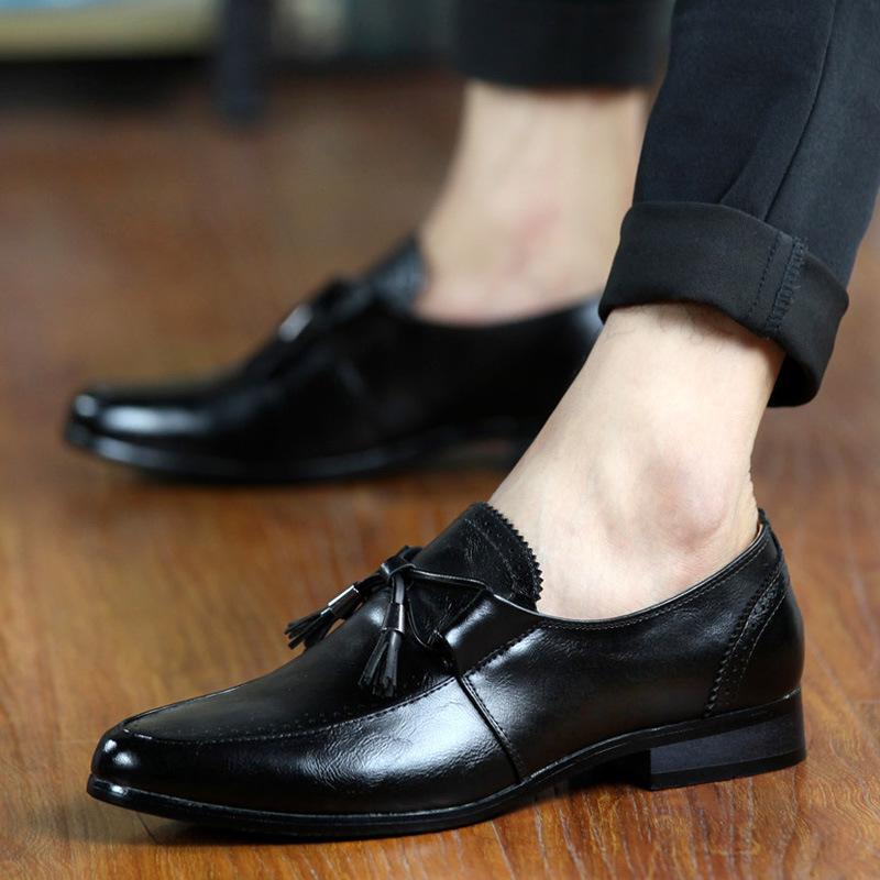 British style retro foot shoes men's shoes European and American youth wedding ceremony groom pointed casual dress small size