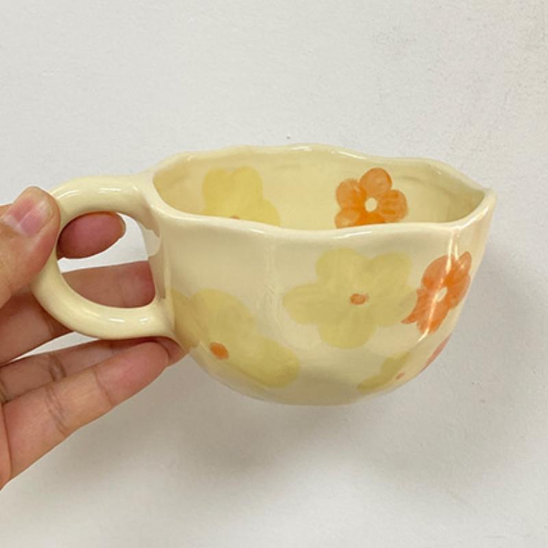 Ceramic Mugs Irregular Flower Coffee Milk Yellow Hand Pinched Cups Cute Korean Style Oat Breakfast Juice Black Tea Kawaii Cup