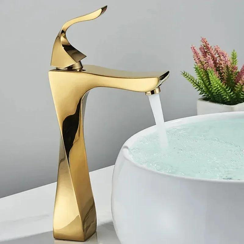 Hot and Cold Water Tap Single Handle Bathroom Faucet Nordic Basin Faucet Golden Chrome Single Hole Water Mixing Tap Deck Mounted