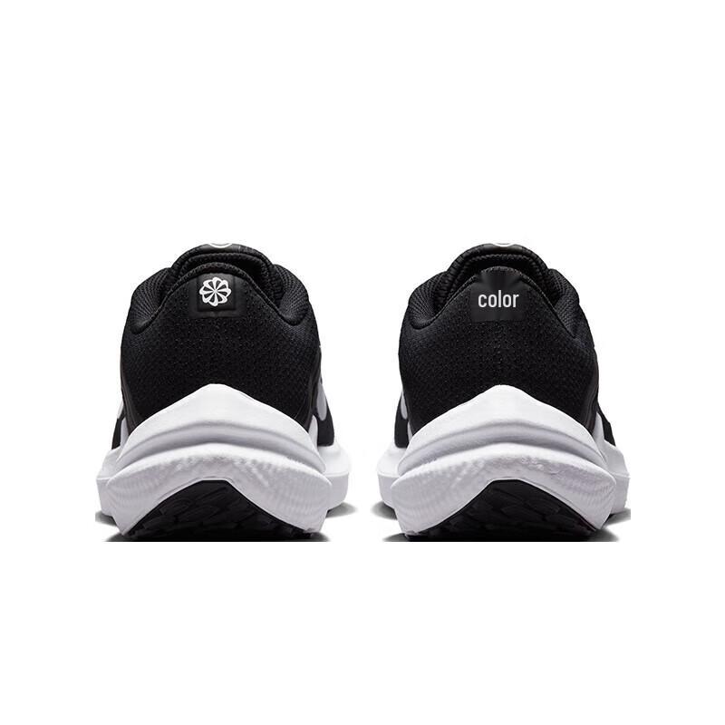 Nike Women's Winflo 10 Running Shoes