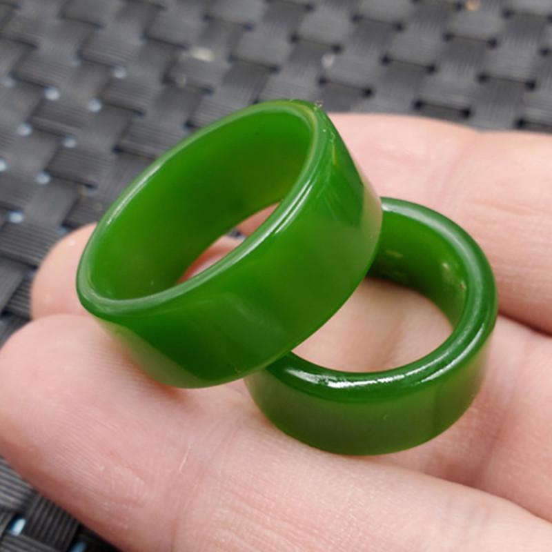 Emerald Green Spinach Ring: Outer Mongolia Hetian Jade Tube Jewelry Ring Inner Diameter 17-19mm