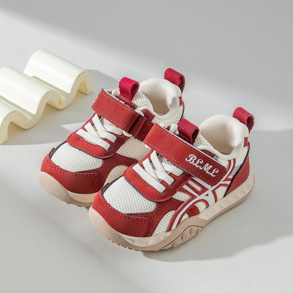 Bramille Kids' 2026 Spring Collection: Lightweight Girls' Running Shoes & Boys' Velcro Sports Shoes.
