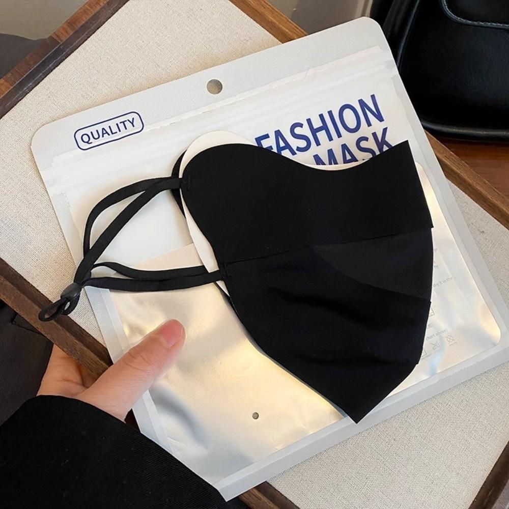 

Breathable Sunscreen Mask UV Protection Ice Silk Mask Outdoor Cycling Activities Supplies чорний