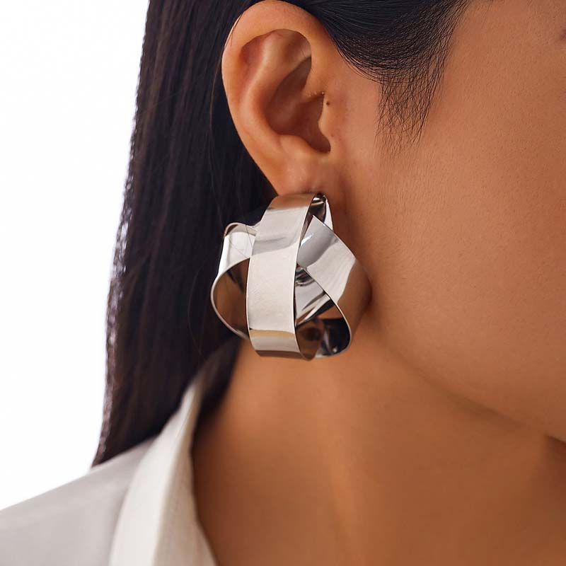 Punk Metal Geometric Wrapped Thick Stud Earrings for Women Vintage Gold Irregular Piercing Earrings Jewelry Gifts