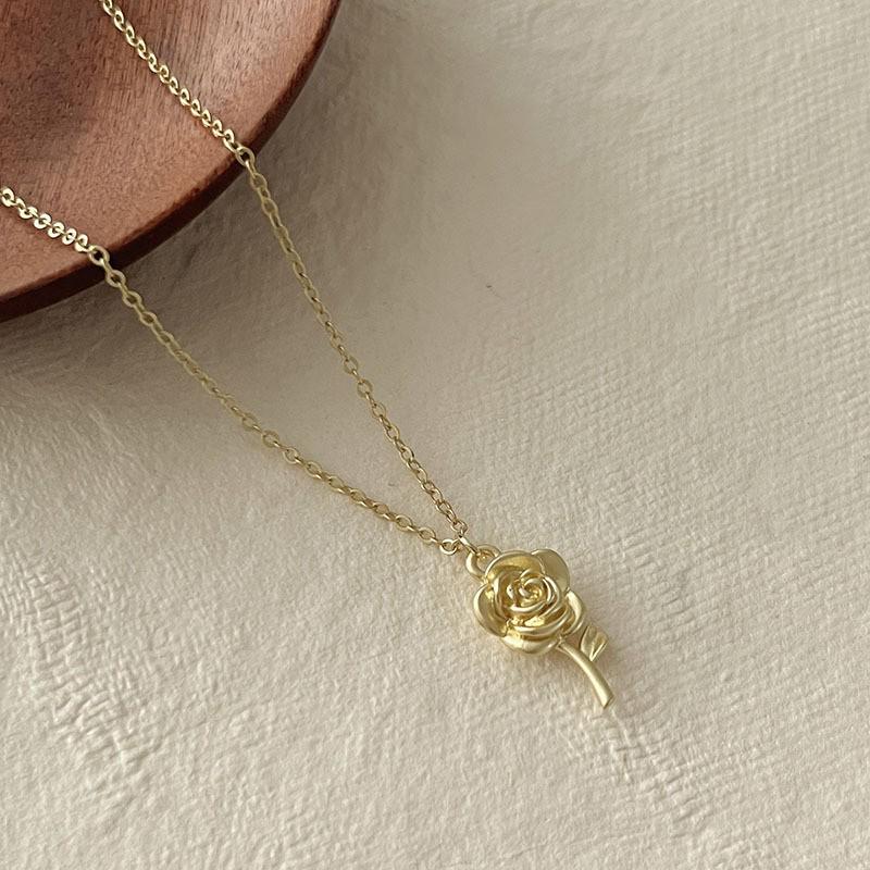 Elegant Gold Beaded Necklace for Women - 2024 Clavicle Chain, Luxury Neck Accessory