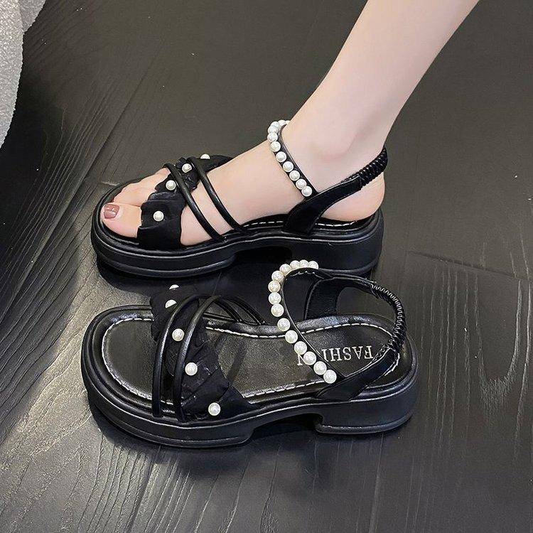 Platform sandals women's summer wear 2025 new fashion beach shoes women's French with skirt Roman shoes