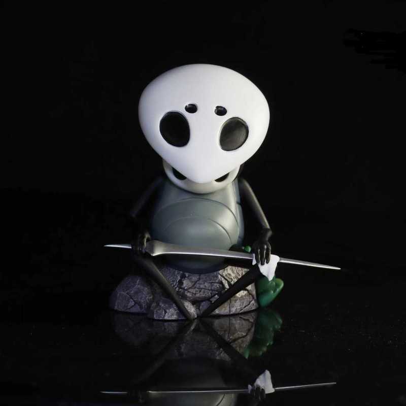 

8Cm Hollow Knight Sitting Posture Quirrel Action Figures Office Desktop Decoration Ornament Boy Surprise Gift Trendy Toy (As shown-12891)-