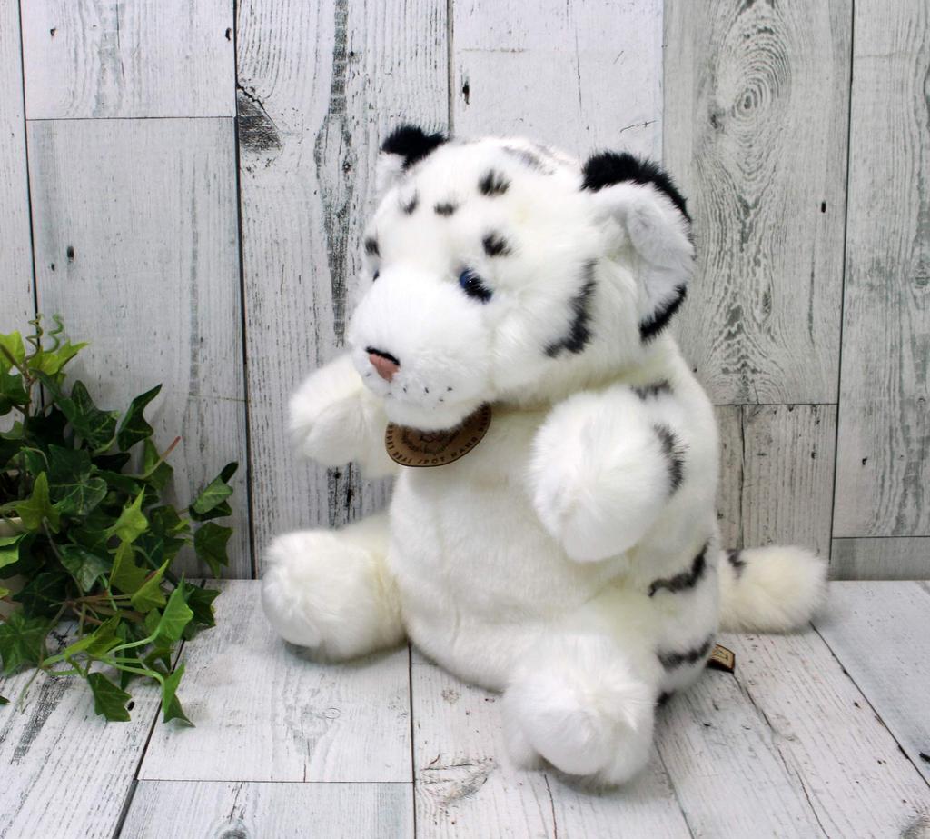 Real Spot White Tiger