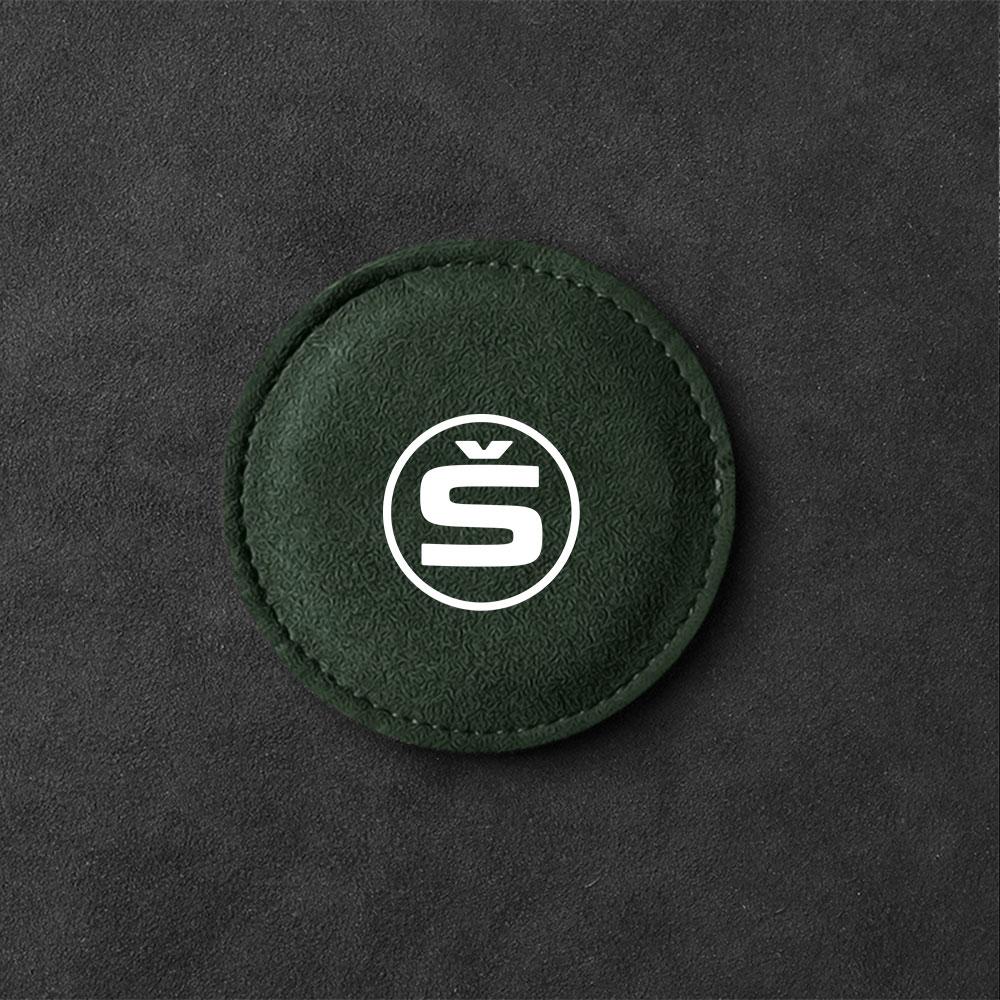 OENU7 Car Coaster Water Cup Bottle Holder Mat Anti-slip Pad For Skoda Octavia 2 3 Fabia A7 Rapid Superb Kamiq Kodiaq Accessories