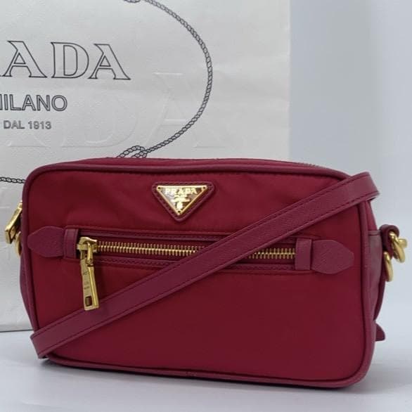 

PRADA Shoulder Bag Pochette Crossbody Diagonal Strap Tessuto Nylon Gold Hardware Leather Pink Women s Triangle Logo Plate