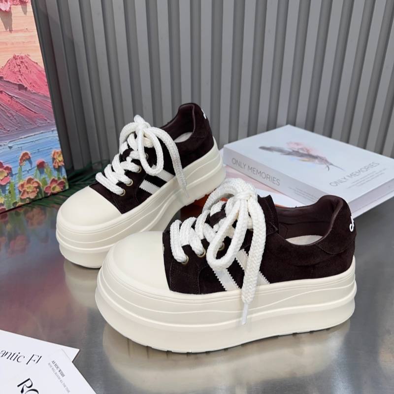 

Маффины на толстой подошве, большеголовые туфли на платформе, женские новые, для маленьких людей, увеличивающие рост и стройнящие, повседневные спортивные туфли на доске 40