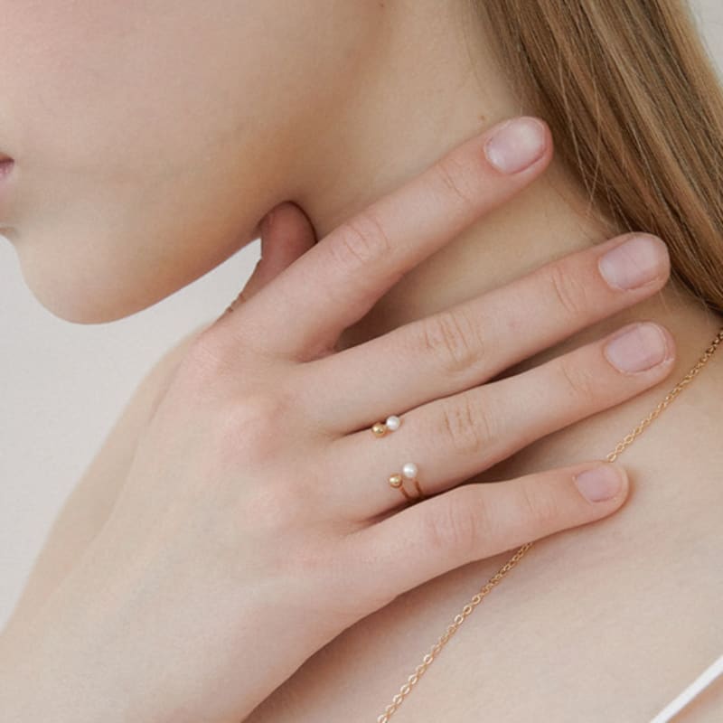 halden thin two pearl ball layered ring (R006_gold)