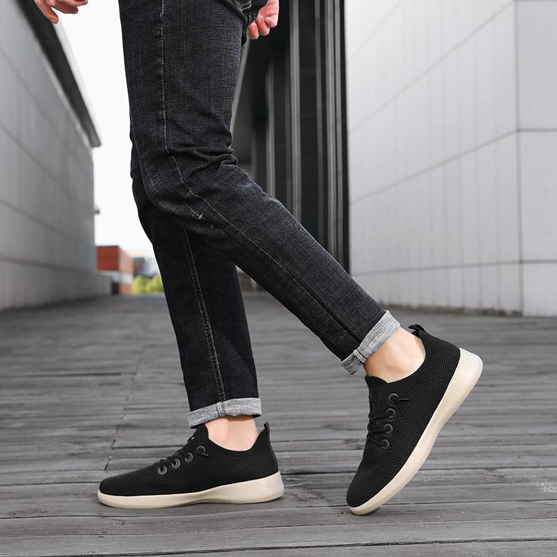 Chaussures de sport universelles en maille respirante pour hommes et femmes à pieds larges simples Chaussures plates décontractées légères Chaussures de marche d'été fraîches