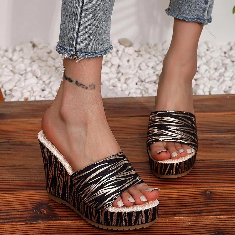 Fashion Fashion Stripe Print Thick Bottom Slippers Women New Wedge Chunky Platform Sandals Woman Summer Daily High Heel Slides Female