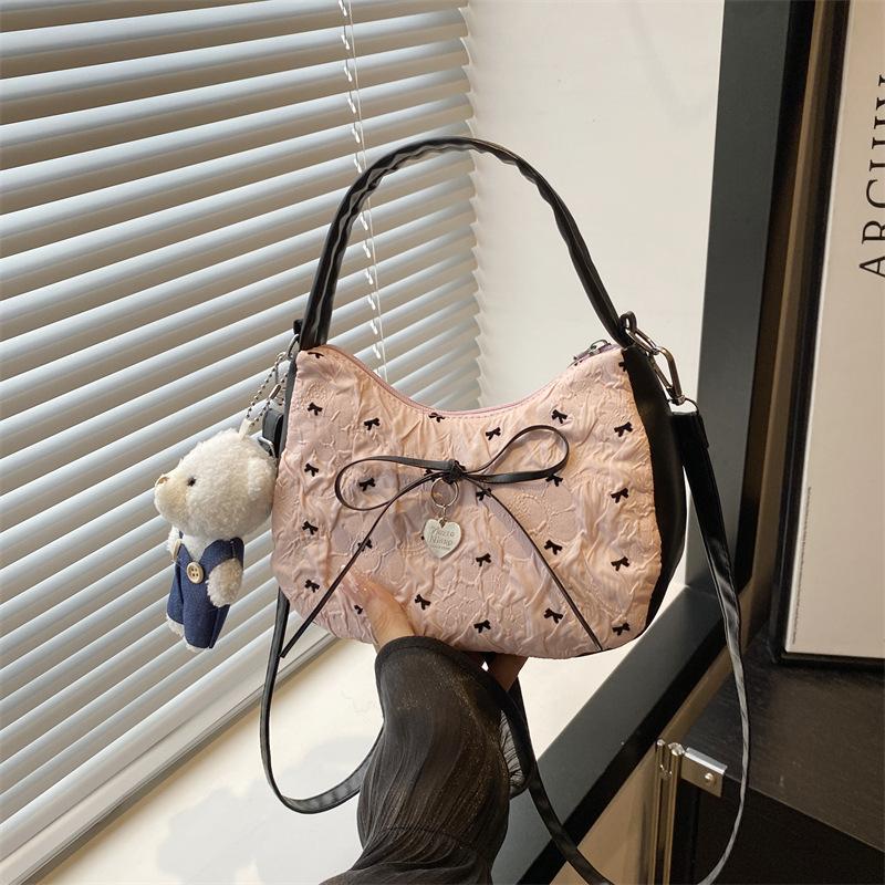 

Женская сумка подмышку лето новая простая сумка-мессенджер текстурная трендовая сумка на плечо красивая сумка-полумесяц without pendant розовый