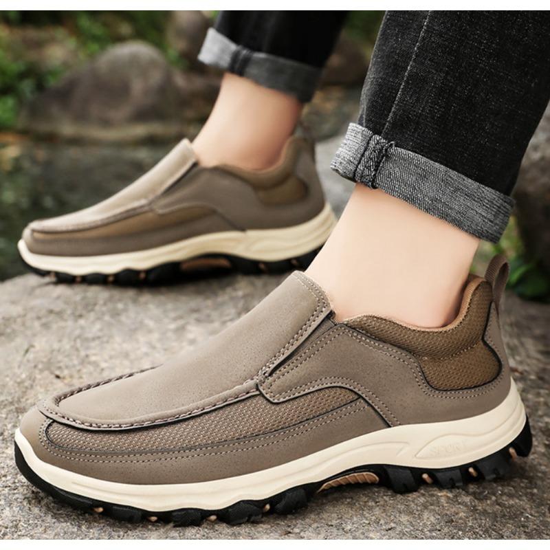 Fashion Handmade Men Moccasin Shoes Casual Outdoor Slip On Loafers Men Anti Slip Wear-resistant Sneakers Dad Flats Casual Walking Shoes