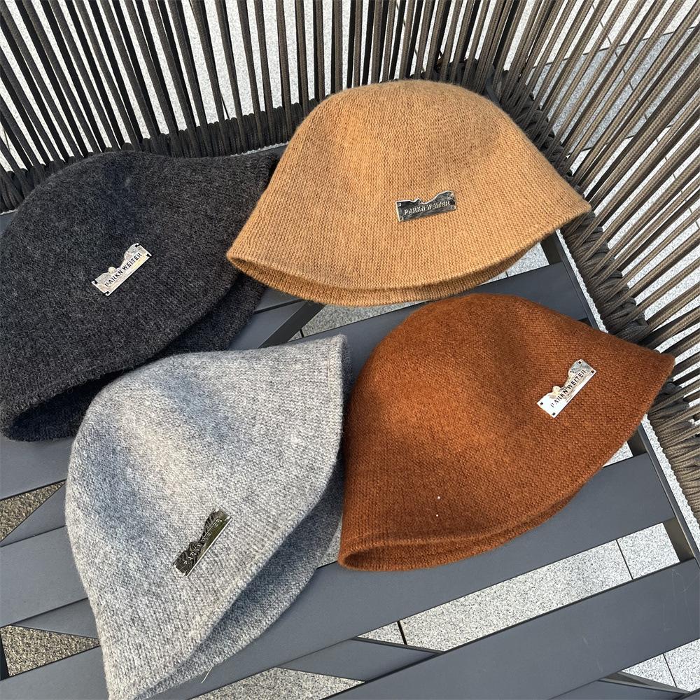

Metal standard wool fisherman s hat children s autumn and winter versatile face small bucket hat warm knitted basin hat Adult (55-58cm) чорний