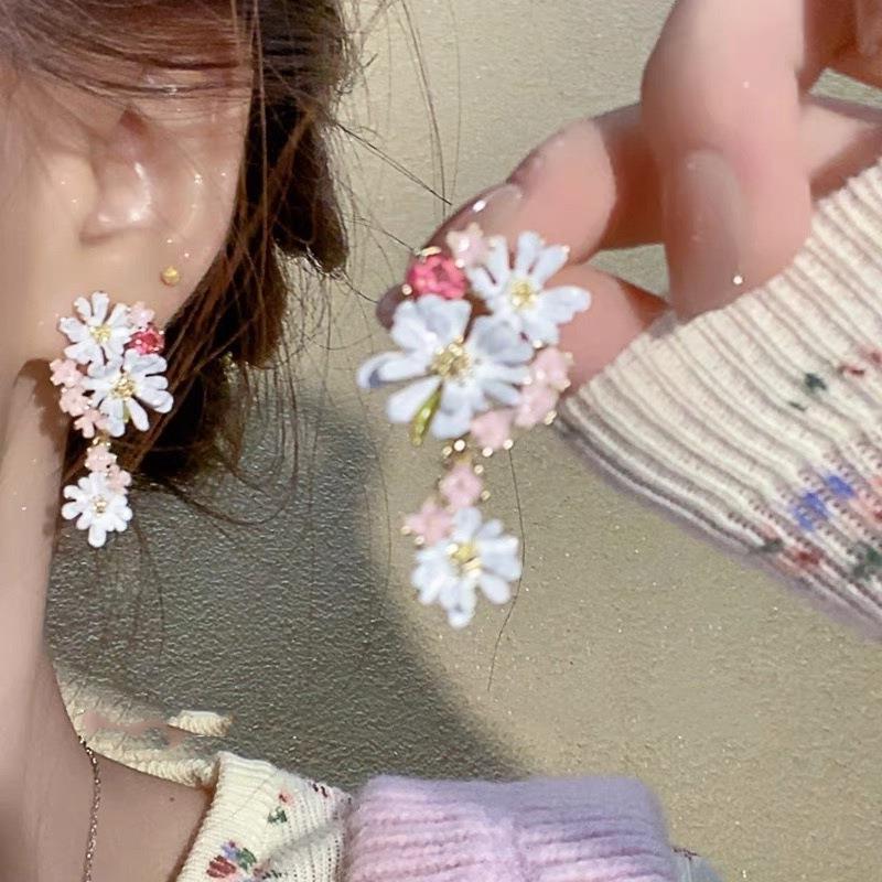 S925 Silver Needle Pearl Stud Earrings for Women