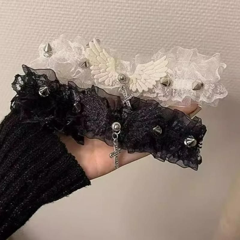 Sexy Negro Blanco Encaje Lolita Gargantilla Gótico Cristal Colgante Cruz Alas de Ángel Remache Collar para Mujeres Encanto Fiesta Joyería Regalo