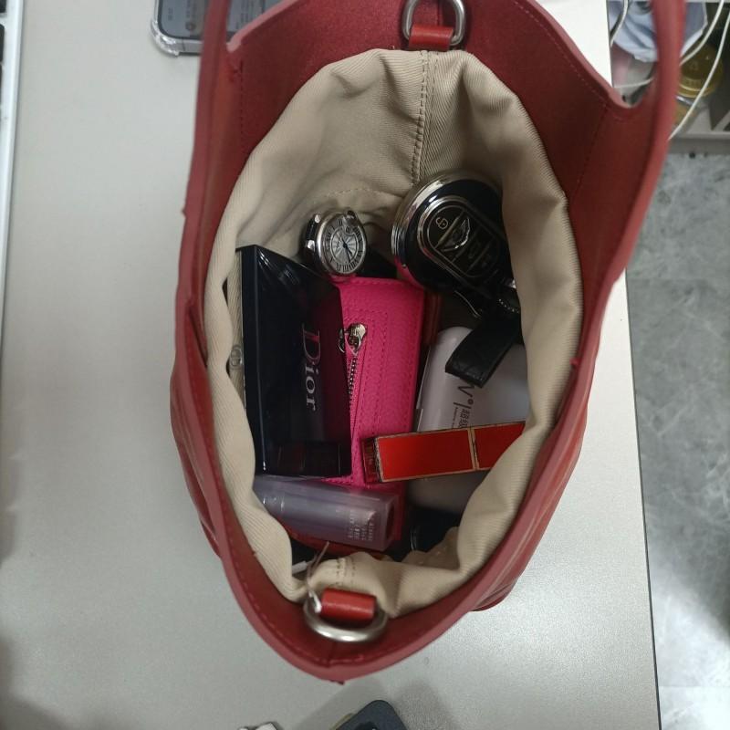Qiu's New Blessing Bucket Vegetable Basket Top Layer Crystal Tire Cowhide Single Shoulder Cross-slung Hand Daily All-matching Casual Commuting