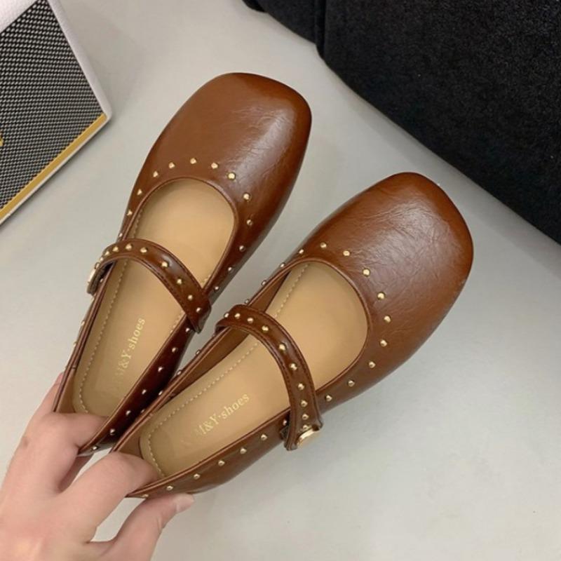Fashion Spring new single shoes women's round head shallow mouth rivets a word buckle soft sole anti-slip wear-resistant flat shoes
