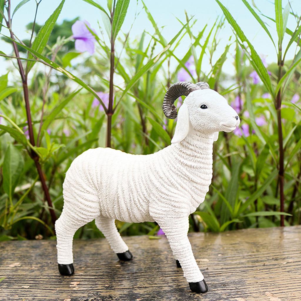 Dekorativní pryskyřičné sochy ovcí pro obývací pokoj nebo zahradní ornamentiku Bílá jehňata Miniatury Figurky Ozdoby