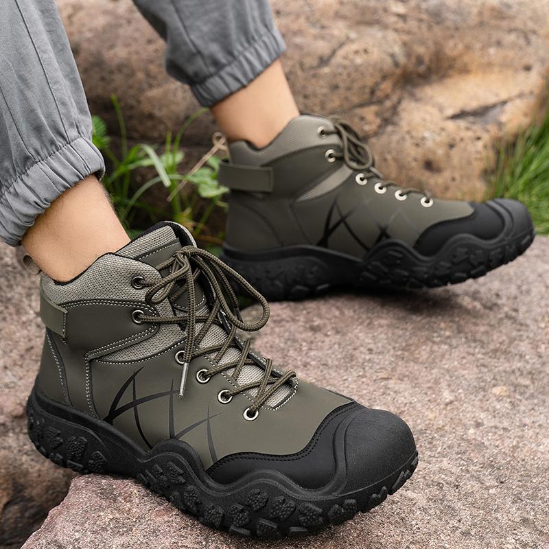 High-top Classic Men's Boots Wear-resistant Sole Soft Upper Classic and Fashionable,suitable for Hiking and Outdoor Wear.