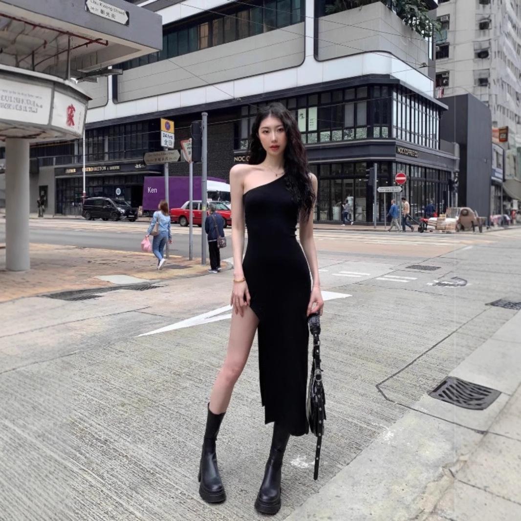 

Женское летнее платье бодикон на одно плечо на бретелях-спагетти с разрезом - Облегающий дизайн, подчеркивающий талию L Premium чёрный