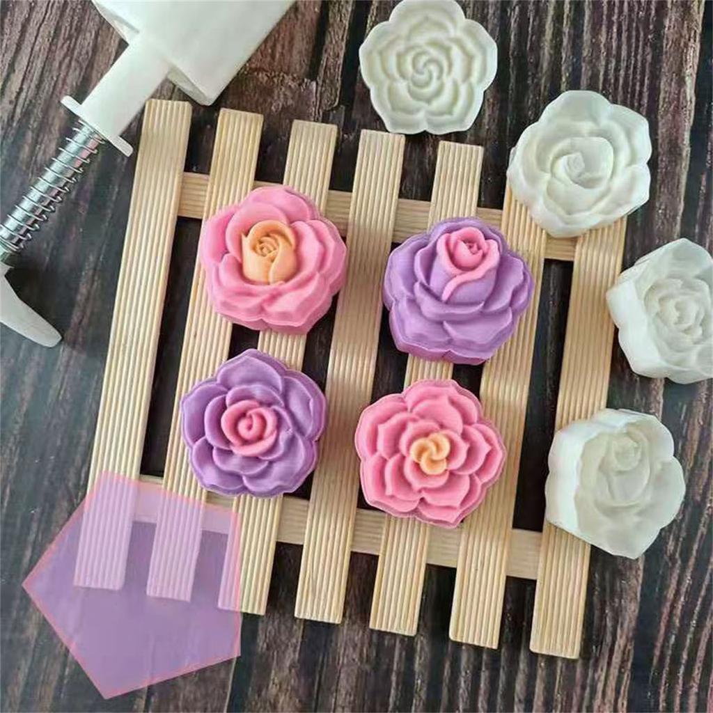 Łatwe w użyciu foremki do ciastek księżycowych w kształcie kwiatów Piękna forma do ręcznego robienia ciastek księżycowych Kwiatowe foremki do ciastek księżycowych Prasa dla entuzjastów pieczenia