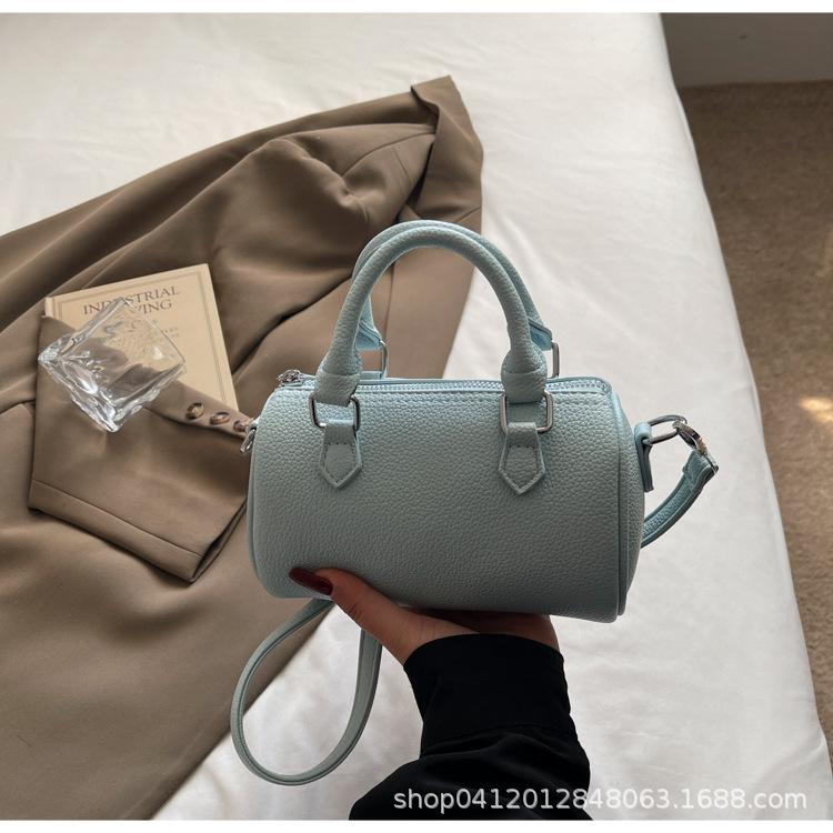 

Маленькая сумка сумка-мессенджер Бостон премиальная текстура сумка-подушка женская 2025 новая корейская версия通勤 плечевая сумка-мессенджер