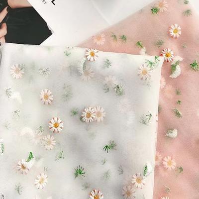 160x90CM Gänseblümchen Netzstickerei Stoff Bestickter Spitzenstoff DIY Vorhang Kleid Kinderkleidung Stoff TJ9419