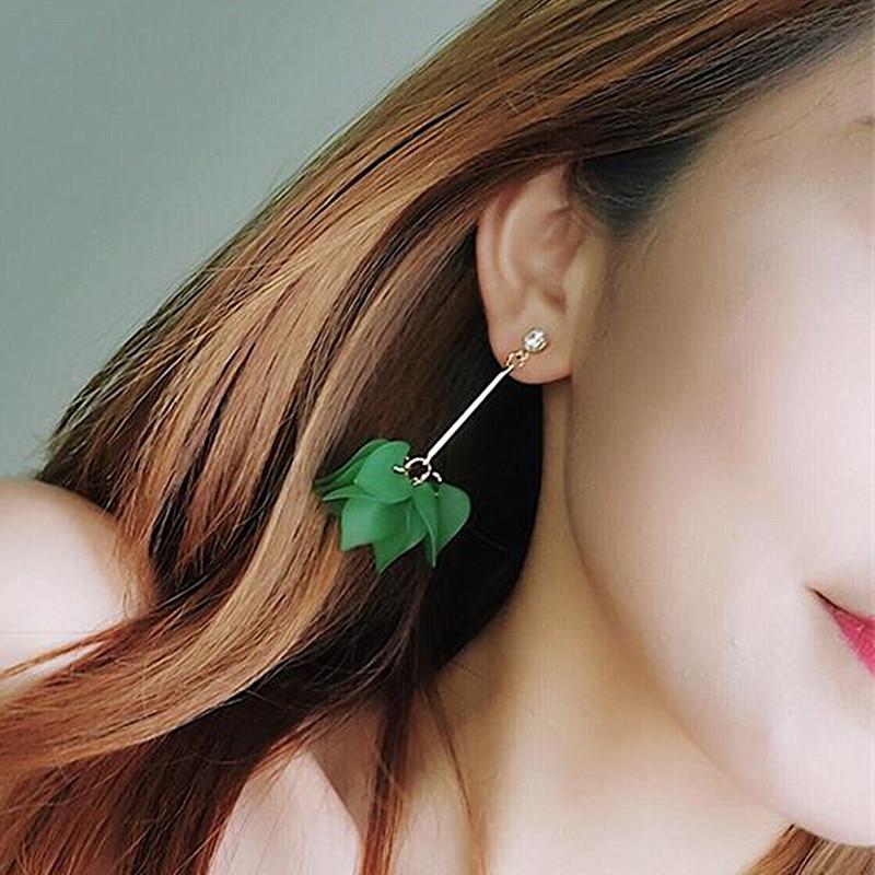 Big Blooming Flower Pendants Women's Earrings Plastic Korean Dangle Earrings boucle d'oreille brincos Wholesale Ear Zircon