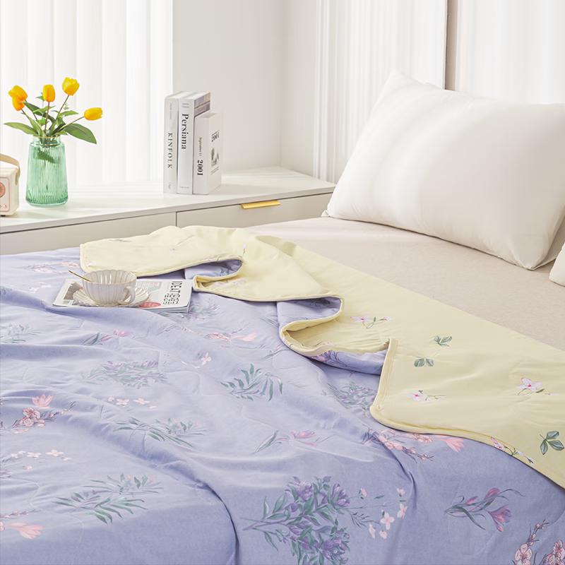 Dohia All-Season Soft Brushed Polyester Quilt