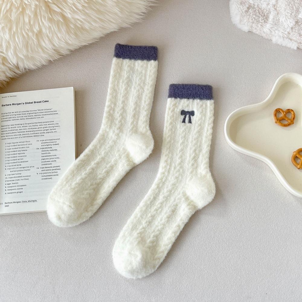 

Australian Velvet Thickened Warm Embroidered Bow Winter Socks, Women s Color-blocking Home Sleep Mid-calf Socks 1 pair сірий колір