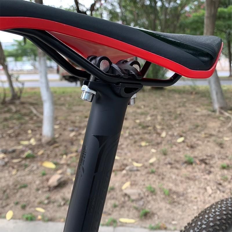 Carbon Fiber Bicycle Seat Post Road Mountain Bikes Glossy Finish Lightweight Sturdy