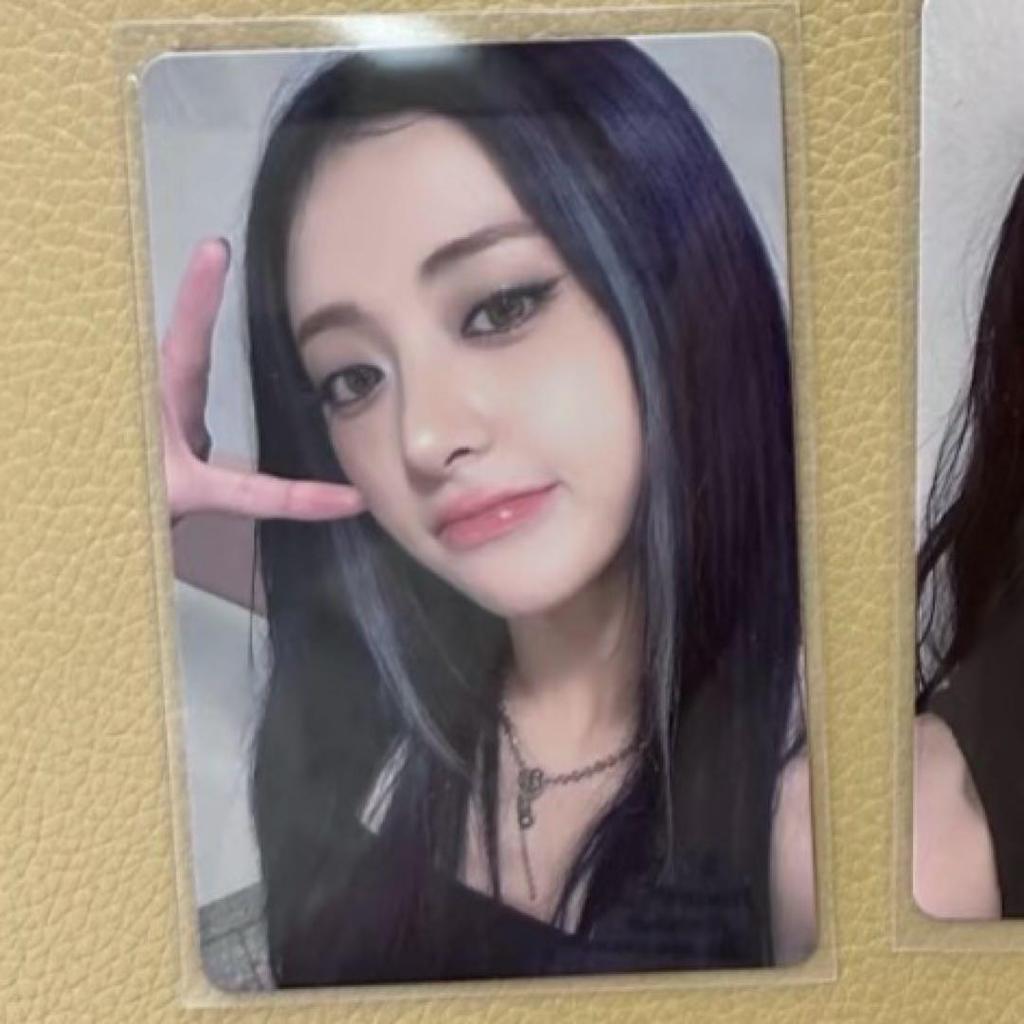 [USED] Lu Seraphim Yunjin CRAZY idoustage Limited Trading Card B