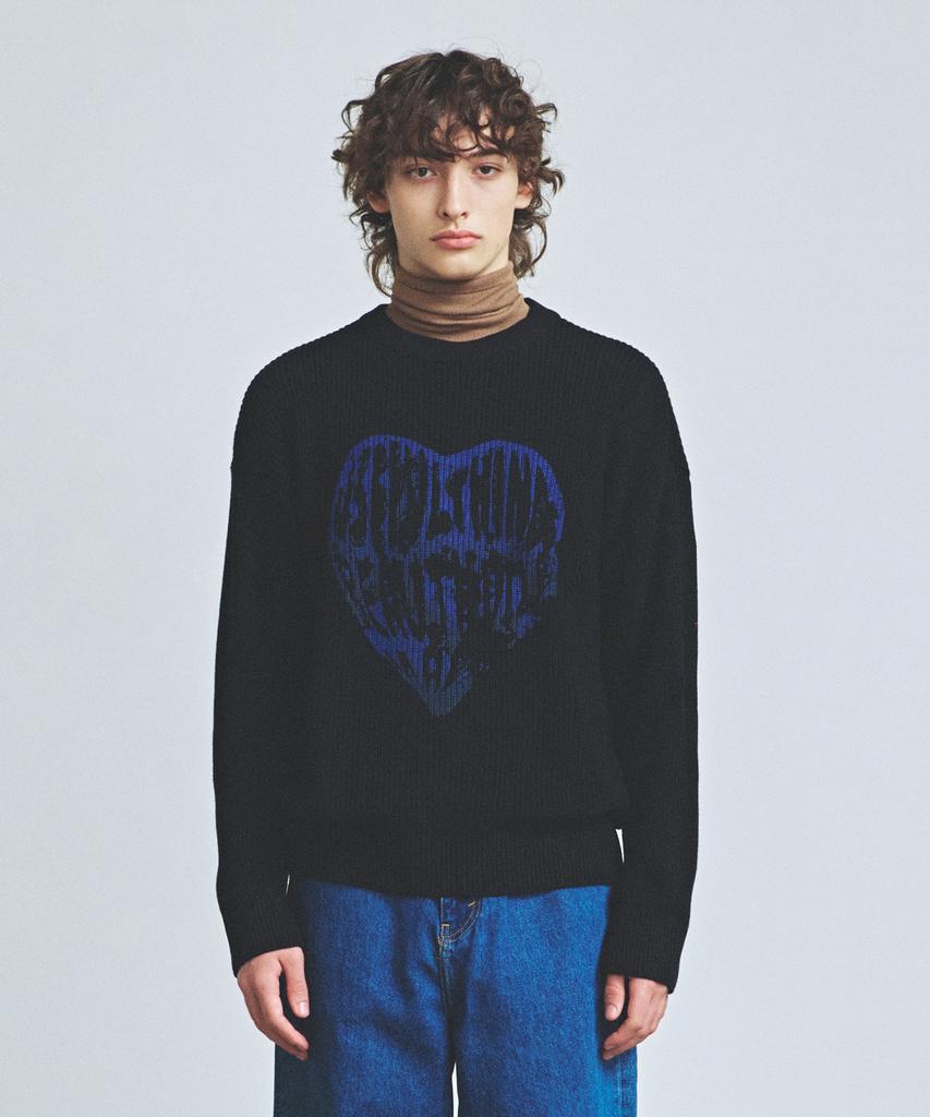 KNITTED Vintage Heart Round Knit Black