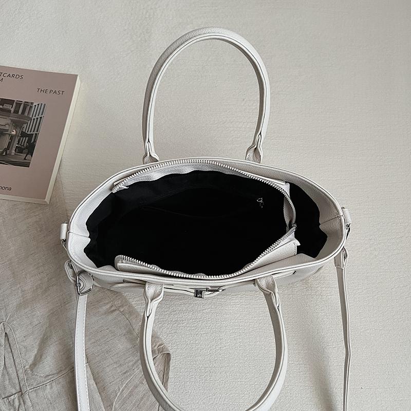 Minimalist Structured Tote Bag with Top Handle and Detachable Strap Elegant Women's Handbag for Office and Daily Use