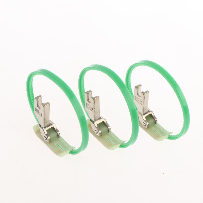 Sewing Machine Presser Foot Kit 3Pcs Non Slip Roller Metal Base Smooth Feeding for Tailor Shop Daily Use