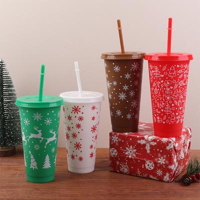 1Pieces Random Pattern 710ML Christmas Coffee Straw Cup Reusable Xmas Tree Snowflake Plastic Cup With Lid Outdoor Tableware