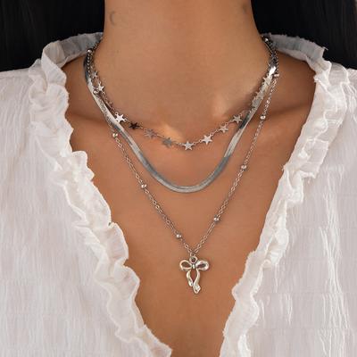 Sweet and Cool Metal Thin Chain Geometric Necklace Jewelry for Women, Personalized Multi-layer Star-shaped Fringed Necklace Set
