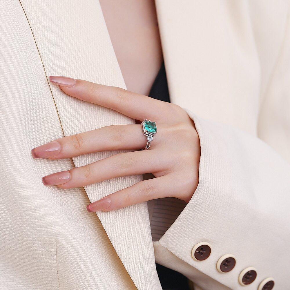 Sugar Cube 2 Carat Color Imitation Paraiba Ring Women'S Plated Hand Jewelry Premium Durable Quality Useful Practical
