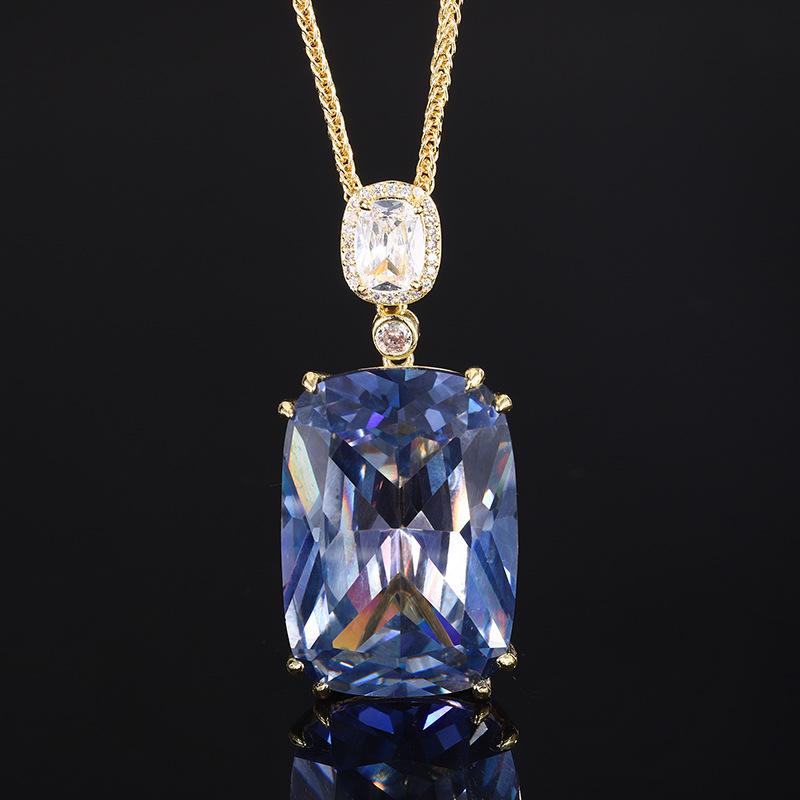 Jewelry Copper Bottom Gold-Plated Imitation Colored Treasure Generous Diamond Gold Pendant Necklace 20 * 28